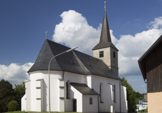 Leonardikirche in Krummennaab