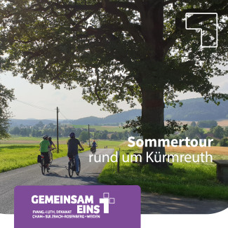 Radler auf einer idyllischen kleinen Straße