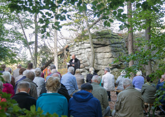 Berggottesdienst am Zipfeltannenfelsen